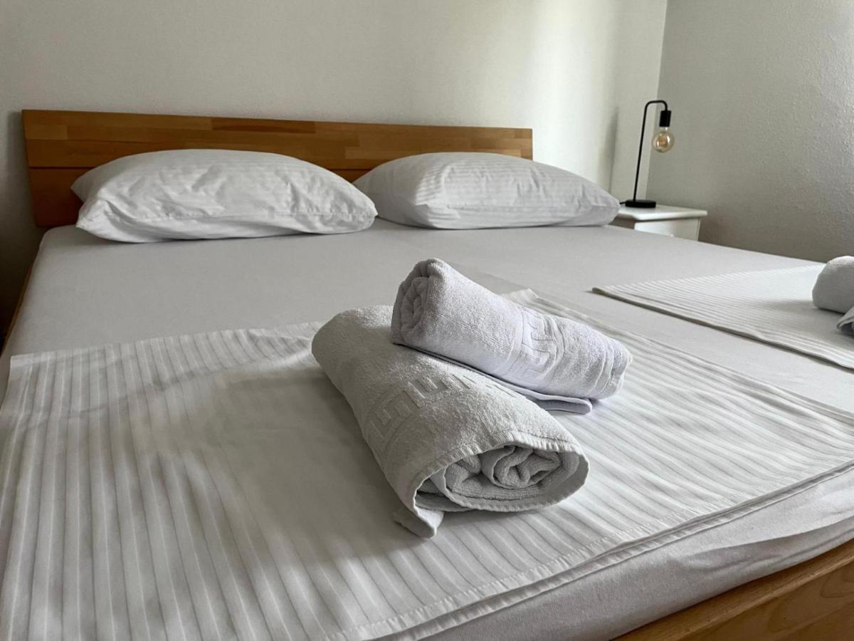 Sea Land 2 Appartement Trogir Buitenkant foto