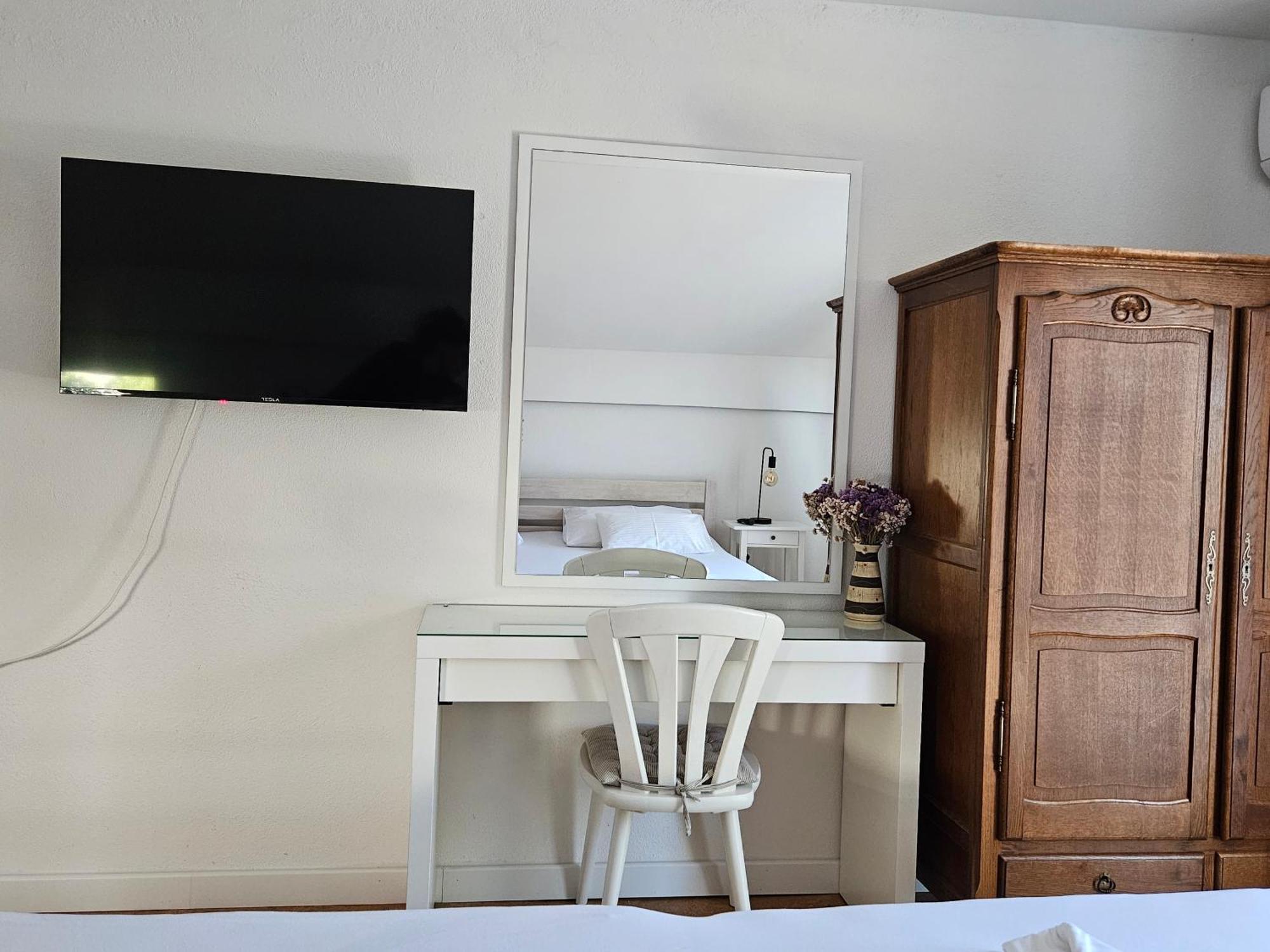 Sea Land 2 Appartement Trogir Buitenkant foto